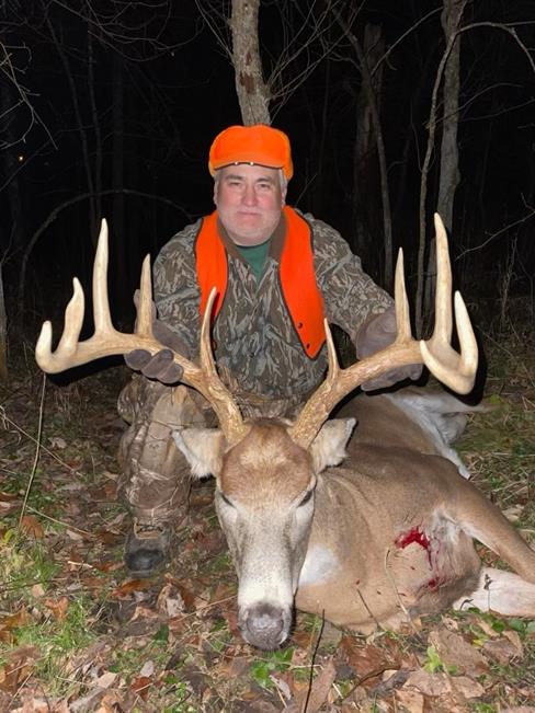 Buck Whisperer Outfitters Hunt Ohio Whitetail Deer